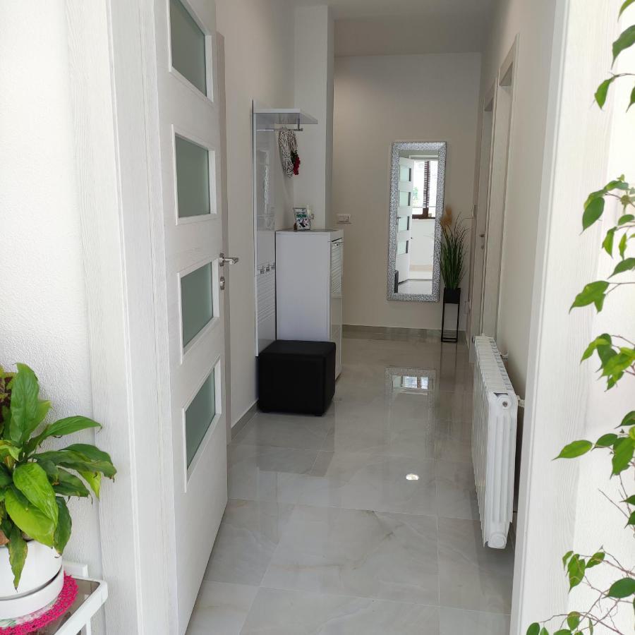 Apartman Rivana Baska Voda Ngoại thất bức ảnh