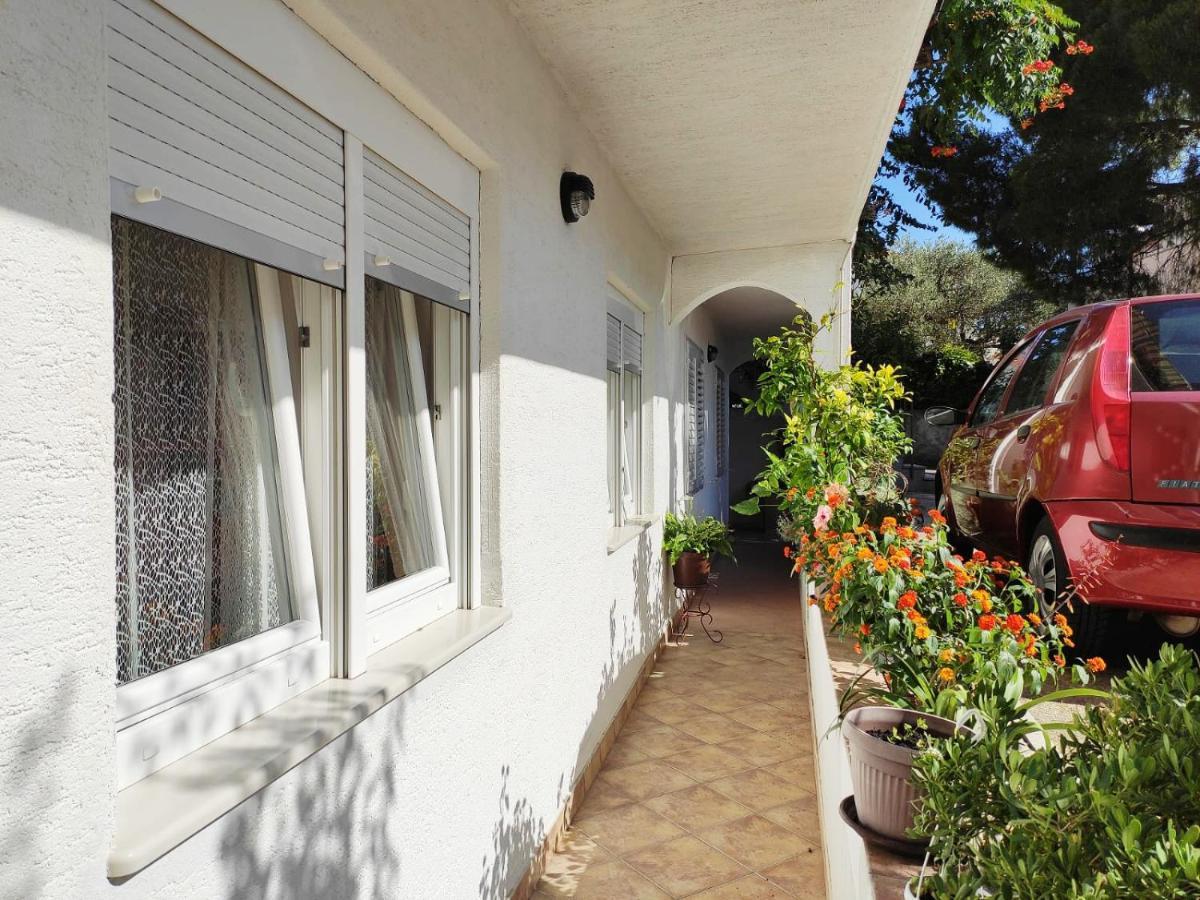 Apartman Rivana Baska Voda Ngoại thất bức ảnh