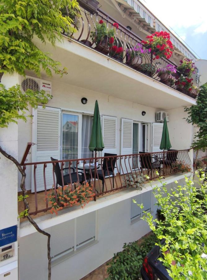 Apartman Rivana Baska Voda Ngoại thất bức ảnh